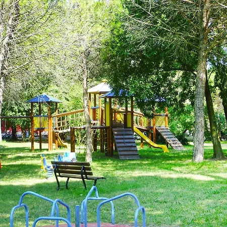 Apartmán Flat With Air Conditioning In The Belvedere Complex In *
